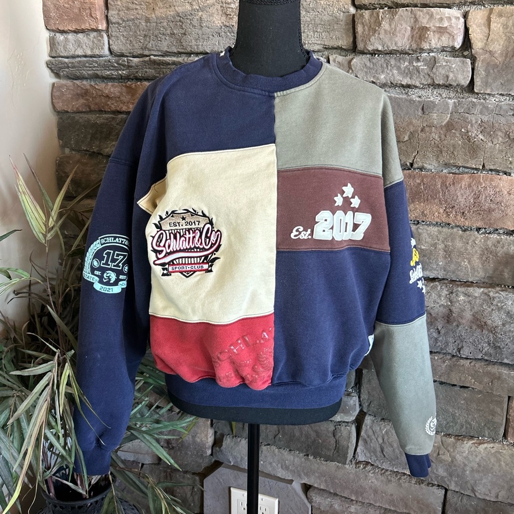 Schlatt & Company Rare Pullover Crewneck Sweatshirt Merch 2017 Jschlatt - Size M